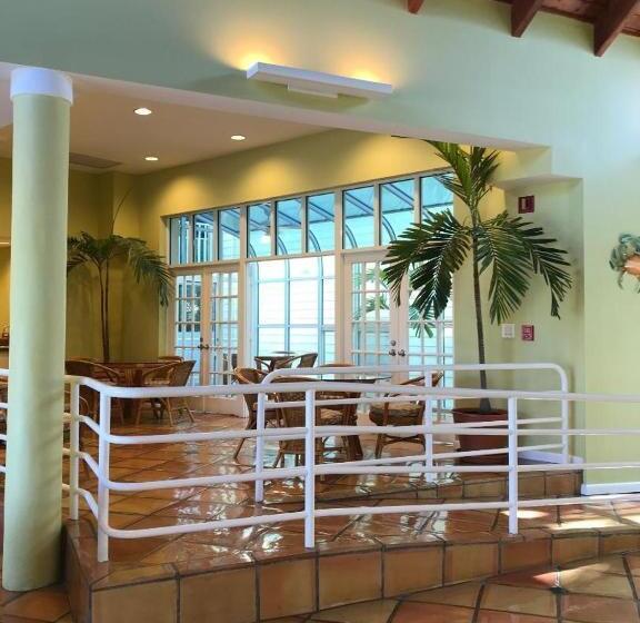 Отель Jupiter Waterfront Inn