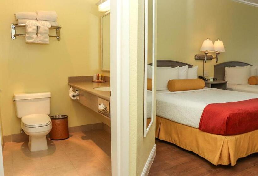 Отель Jupiter Waterfront Inn