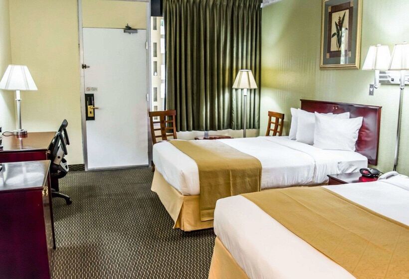 فندق Quality Inn Airport  Cruise Port