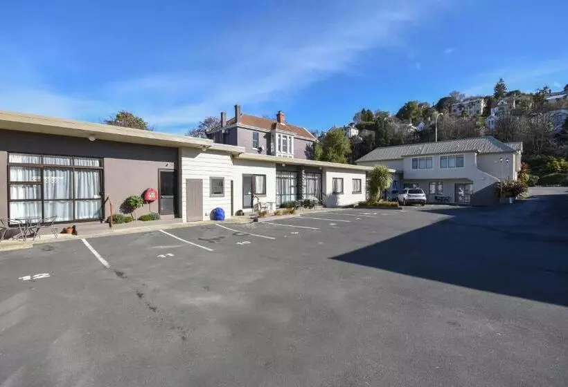 Garden Motel