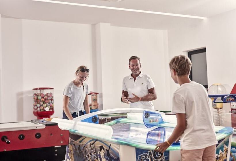 هتل Atlantica Sancta Napa