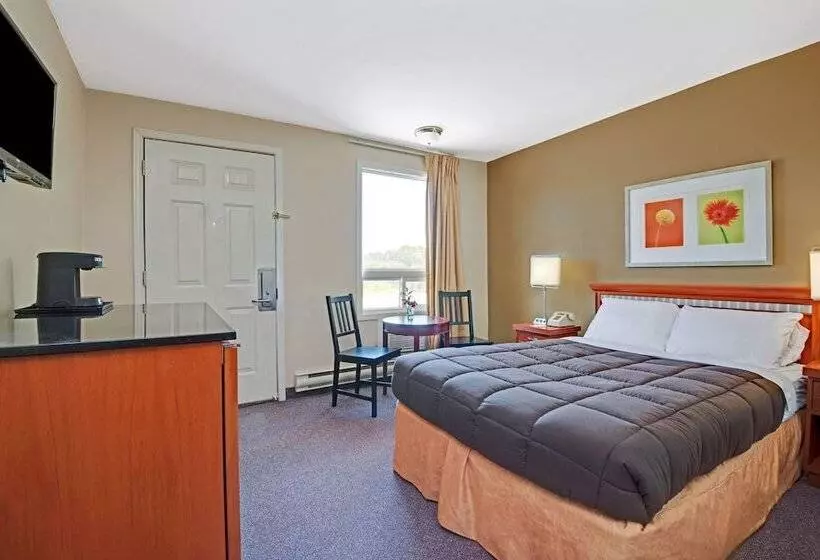 Отель Howard Johnson By Wyndham Lindsay