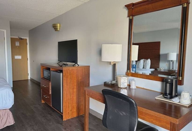 בית מלון כפרי Travelodge By Wyndham Welland