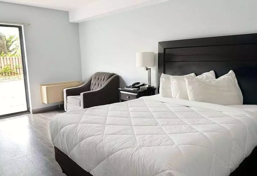 בית מלון כפרי Travelodge By Wyndham Welland