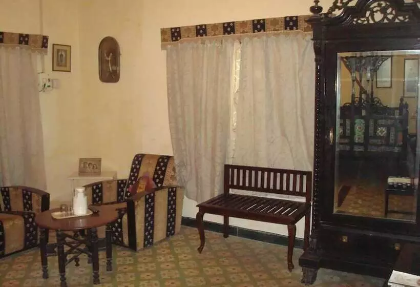 هتل Bissau Palace