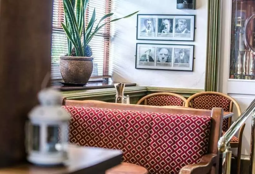 酒店 Mc Kevitts Village