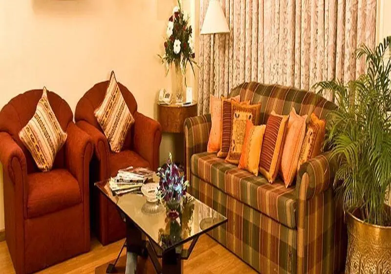 هتل Midtown Pritam