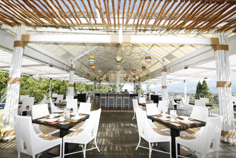 Hotel Royal Safari Garden Resort & Convention