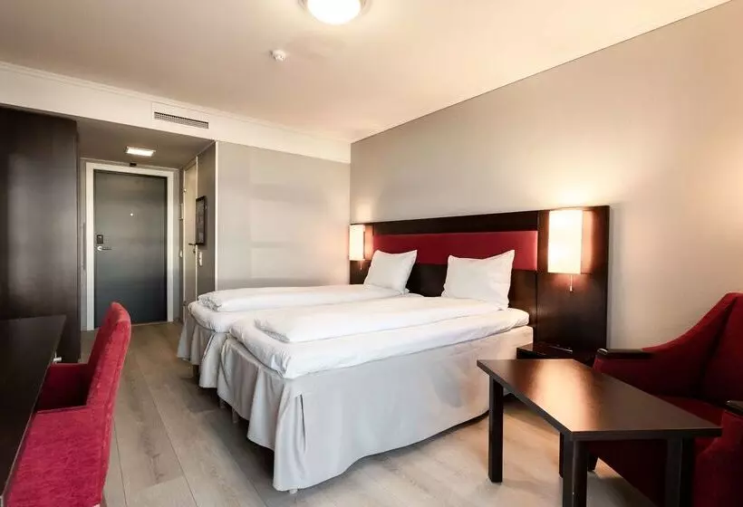 호텔 Scandic Kristiansund