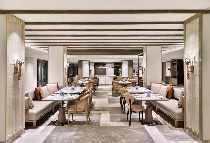 هتل The St. Regis Goa Resort