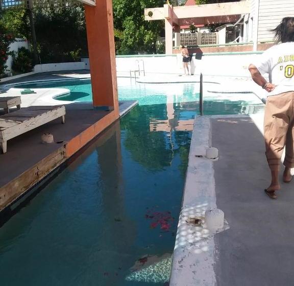 Sunshine Village Complex