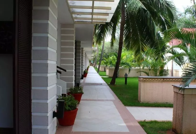 Vgp Golden Beach Resort