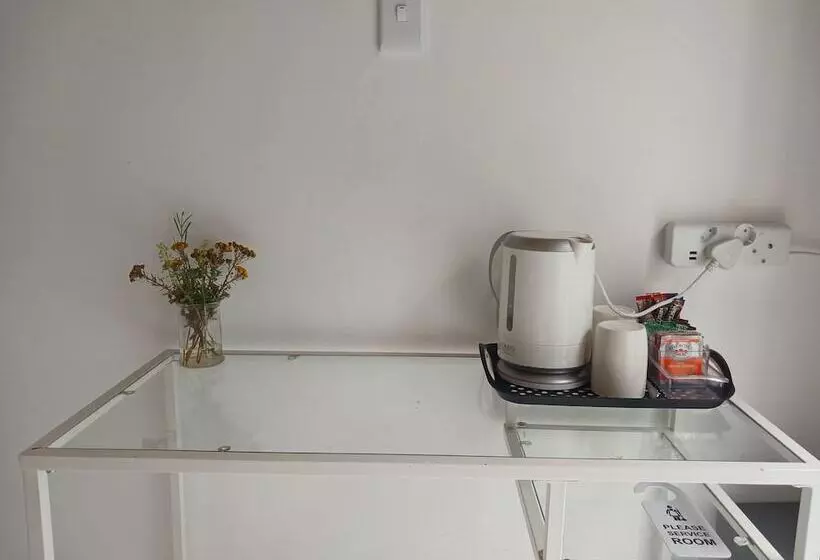 Boulders Beach Hotel, Cafe And Curio