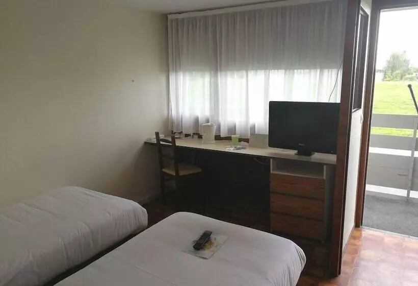 Отель Campanile Angers Ouest   Beaucouzé