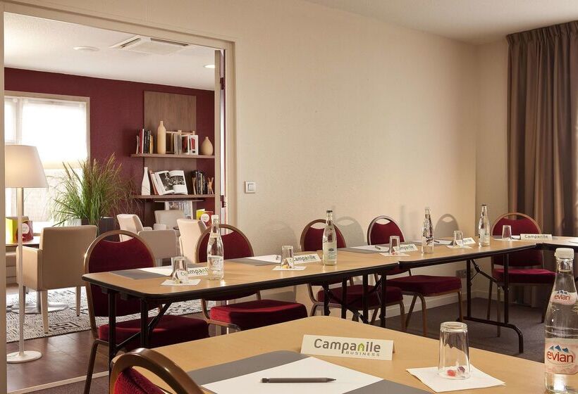 ホテル Campanile Epone