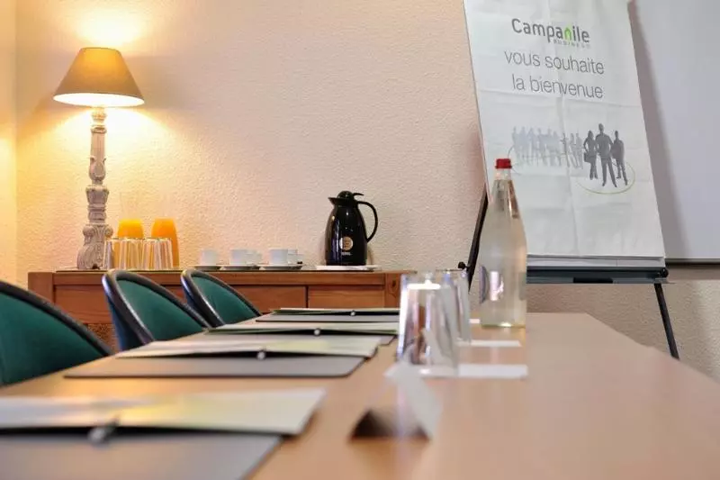 Отель Campanile La Rochelle Nord   Puilboreau Chagnolet