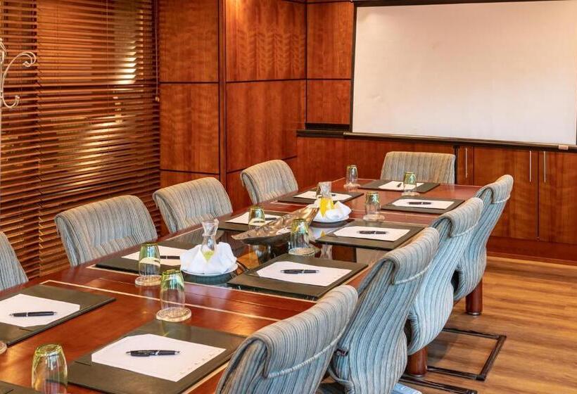 City Lodge Hotel Johannesburg Airport, Barbara Road