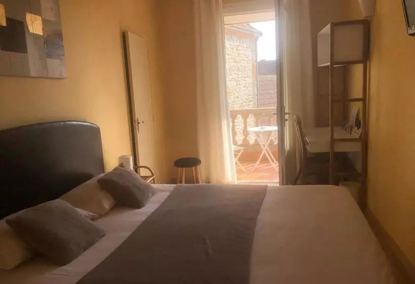 Hotelli Hôtel Les Diligences