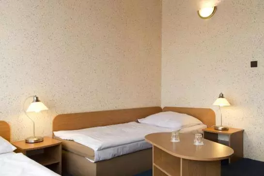 Hotel Junior