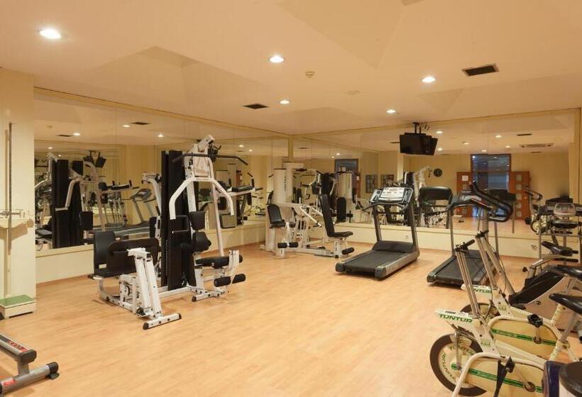 هتل Kervansaray Thermal Convention Center & Spa