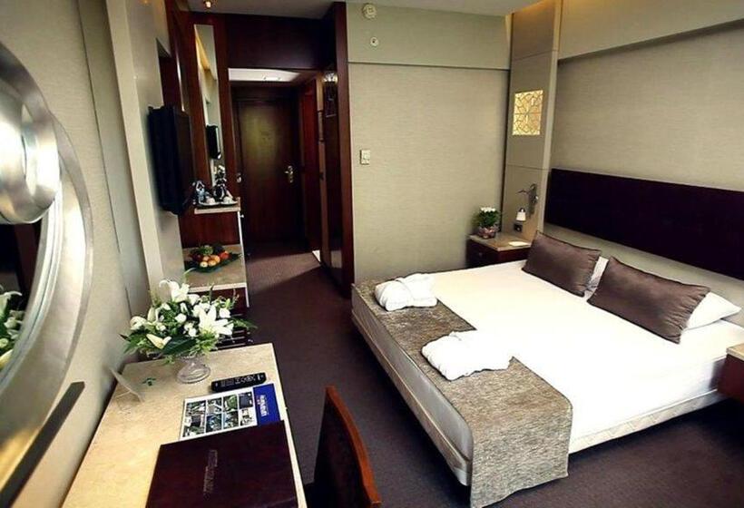 هتل Kervansaray Thermal Convention Center & Spa