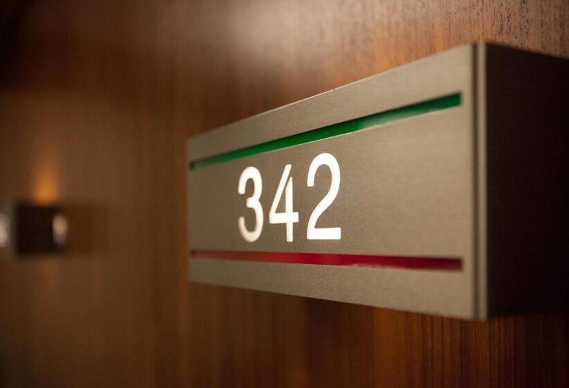 هتل Kervansaray Thermal Convention Center & Spa