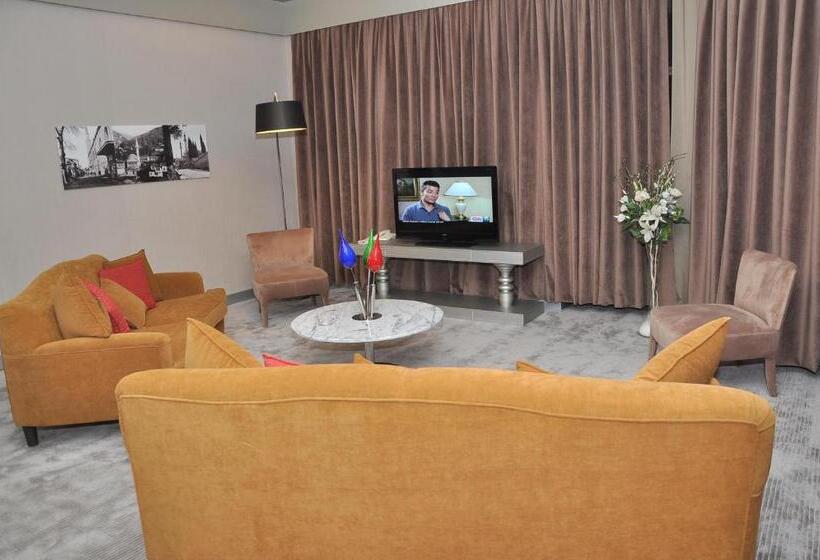 هتل Kervansaray Thermal Convention Center & Spa