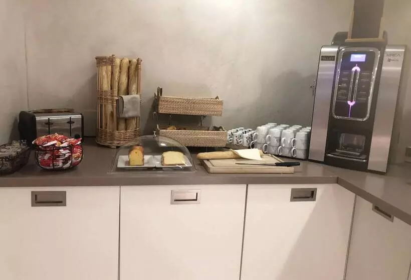 酒店 Kyriad Montpellier Nord Parc Euromédecine