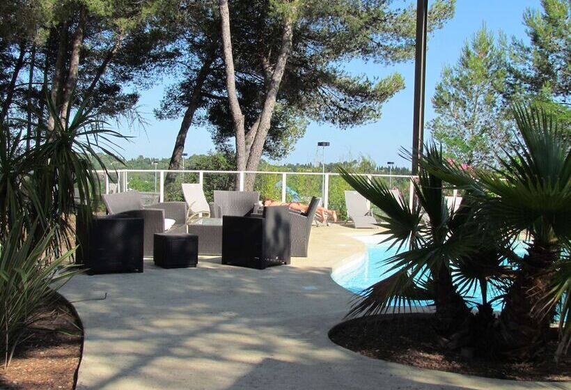 בית מלון כפרי Kyriad Montpellier Nord Parc Euromédecine