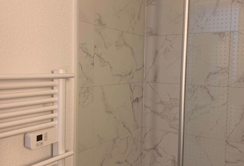 فندق Kyriad Sedan