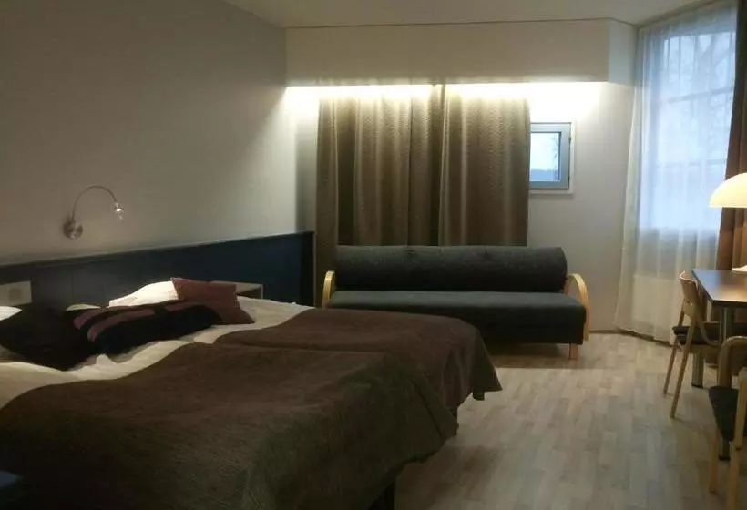 בית מלון כפרי Li Kivitippu