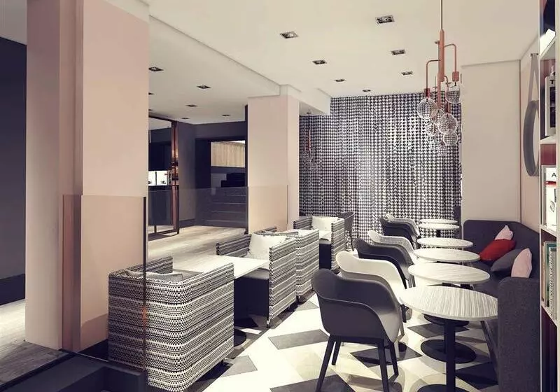 ホテル Mercure Paris Pigalle Sacre Coeur