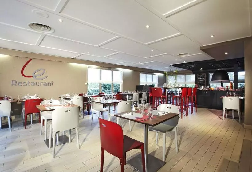 Отель Campanile Grenoble Nord   Moirans Voreppe