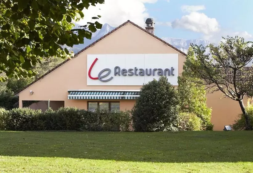 Отель Campanile Grenoble Nord   Moirans Voreppe