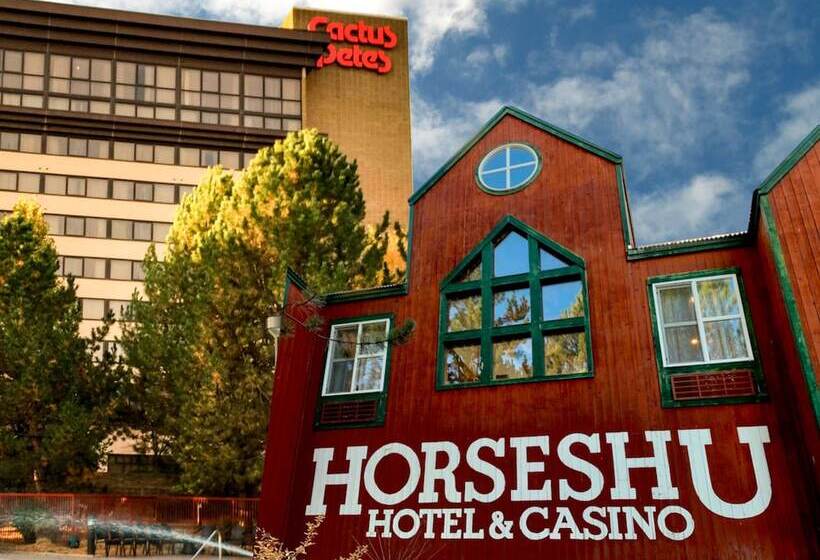 Cactus Petes Resort & Horseshu