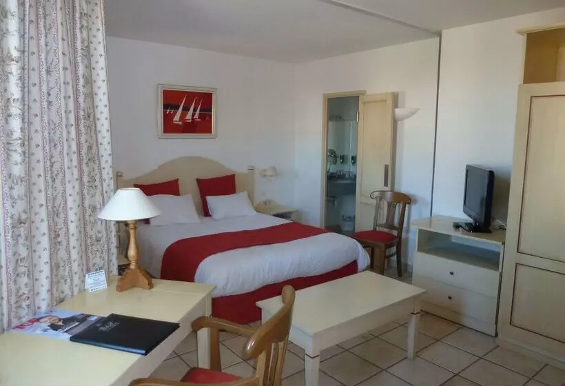 Отель Best Western Gemenos En Provence