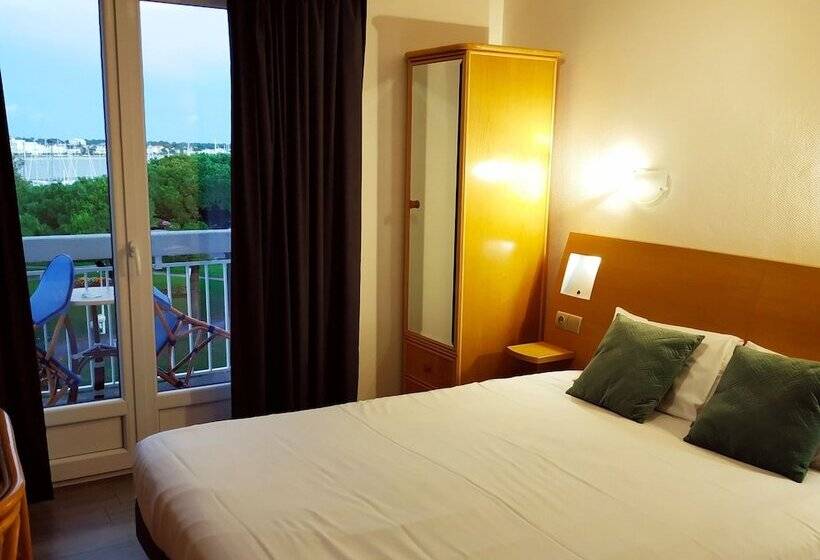 Brit Hotel Hermitage