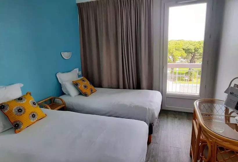 Brit Hotel Hermitage