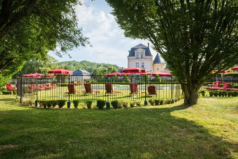 ホテル Château De Courcelles   Relais & Châteaux