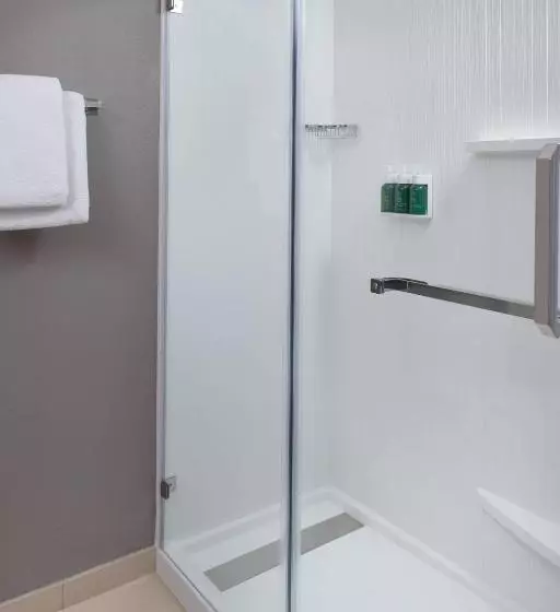 酒店 Courtyard By Marriott Greensboro