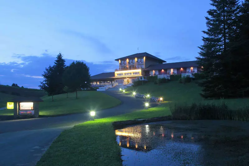 Hotelli Domaine Du Revermont Logis