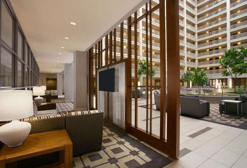فندق Embassy Suites By Hilton Chicago Downtown River North