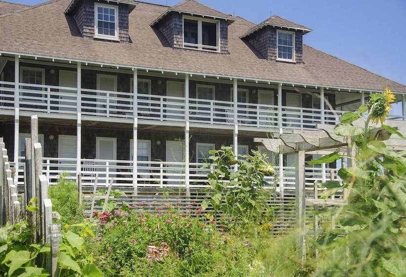 ホテル The First Colony Inn