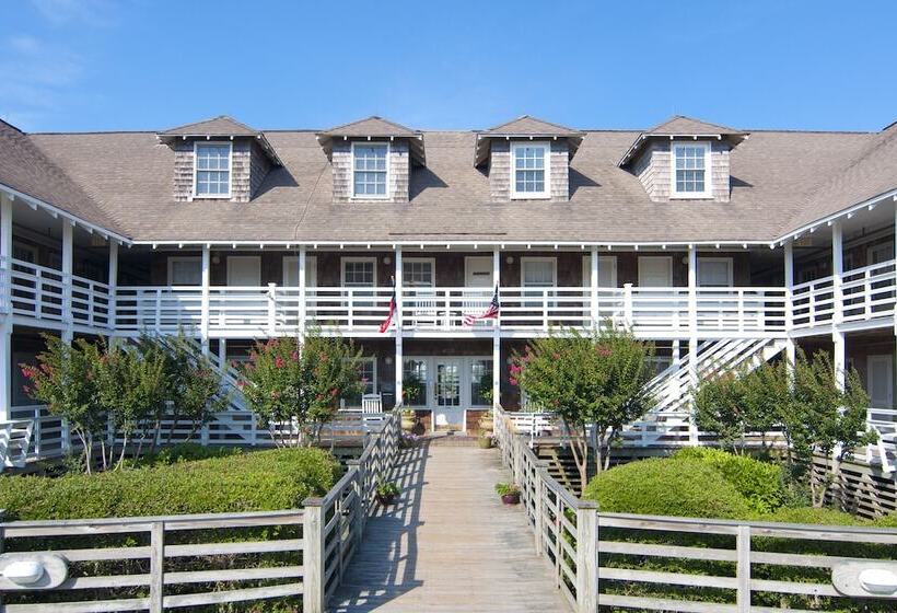 ホテル The First Colony Inn