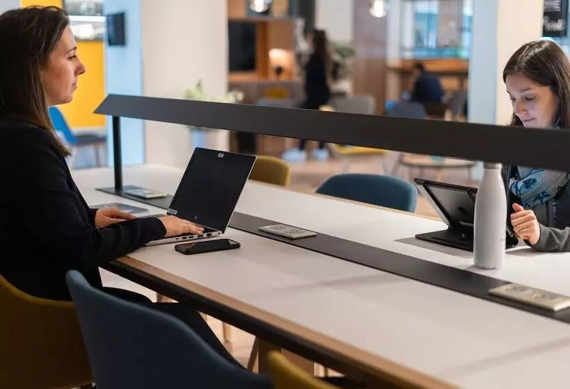 בית מלון כפרי Holiday Inn Lyon Vaise, An Ihg