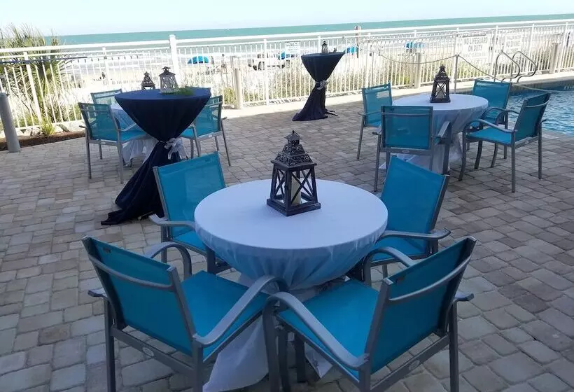 בית מלון כפרי Holiday Inn Resort Oceanfront At Surfside Beach, An Ihg