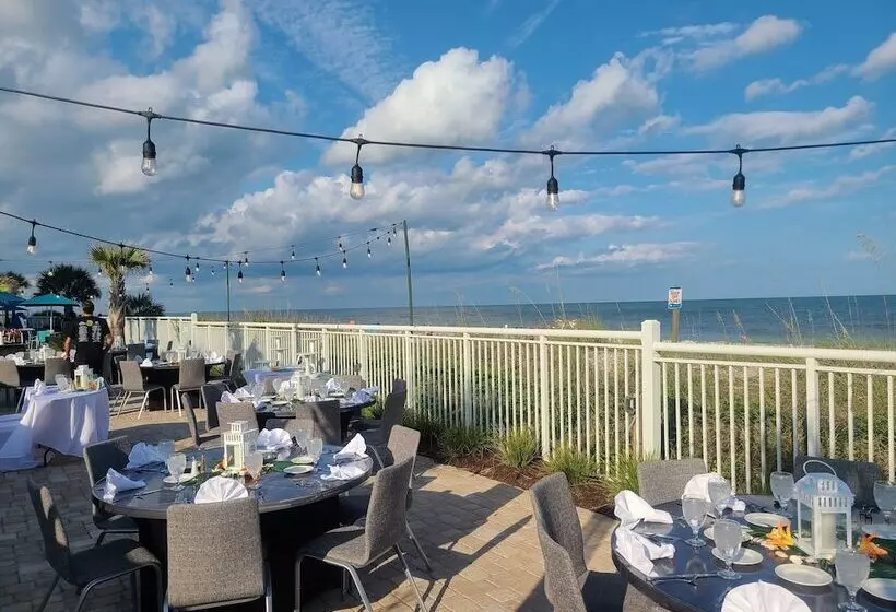 בית מלון כפרי Holiday Inn Resort Oceanfront At Surfside Beach, An Ihg