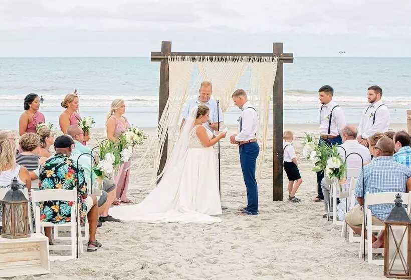 בית מלון כפרי Holiday Inn Resort Oceanfront At Surfside Beach, An Ihg