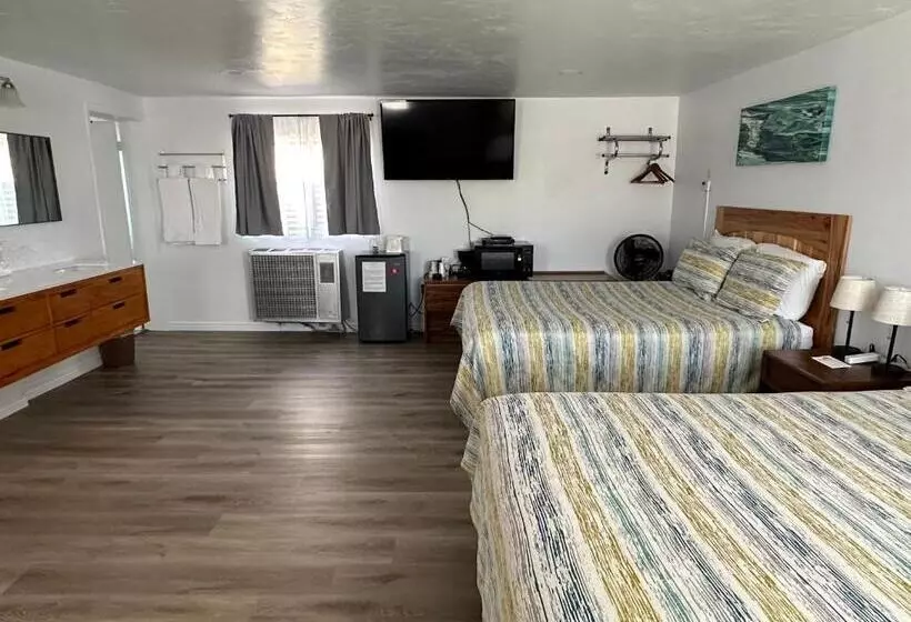 酒店 Lamplighter Lodge