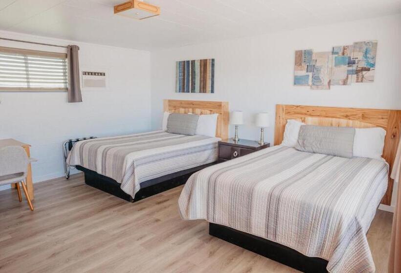 בית מלון כפרי Lamplighter Lodge